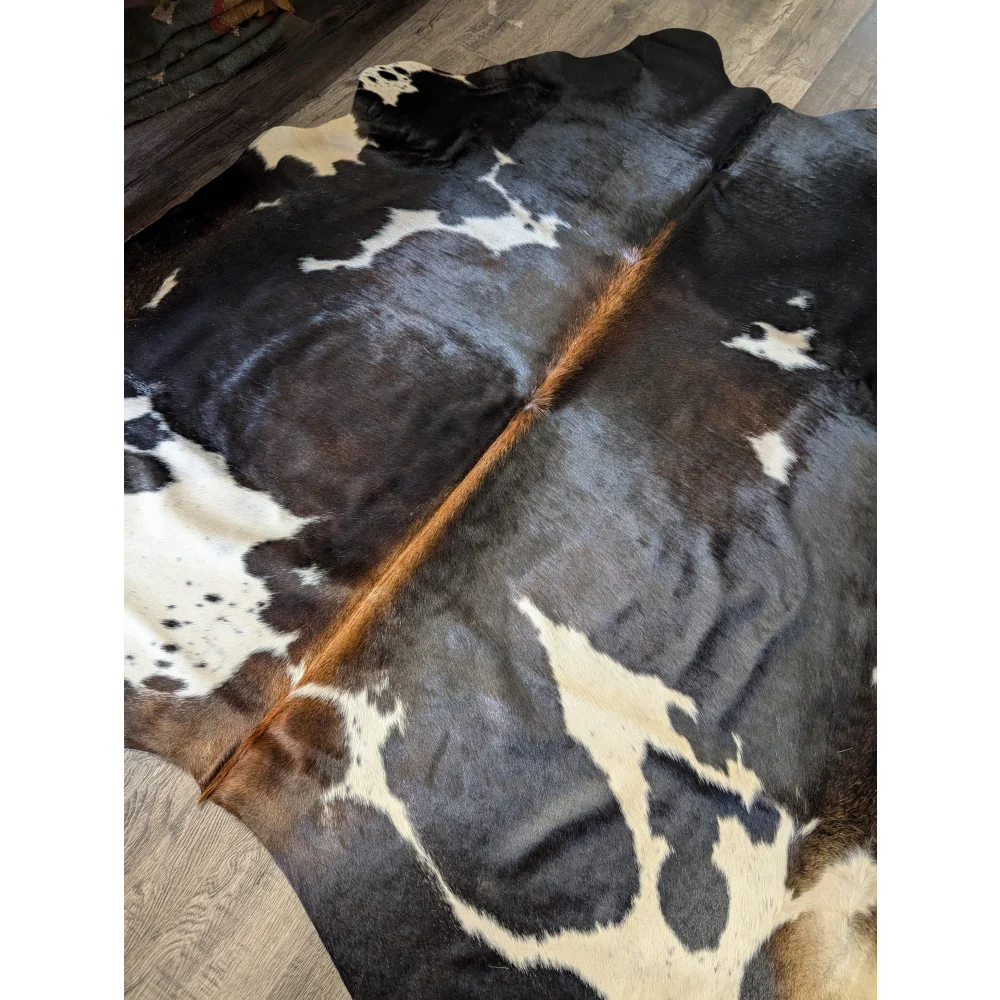 SMSP#395❤️81’’x74’’ Lovely Large Cowhide Rug - rug